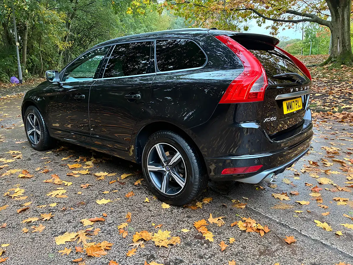 Used 2017 Volvo XC60 R-Design Lux Nav Black - Interior and Exterior details 8
