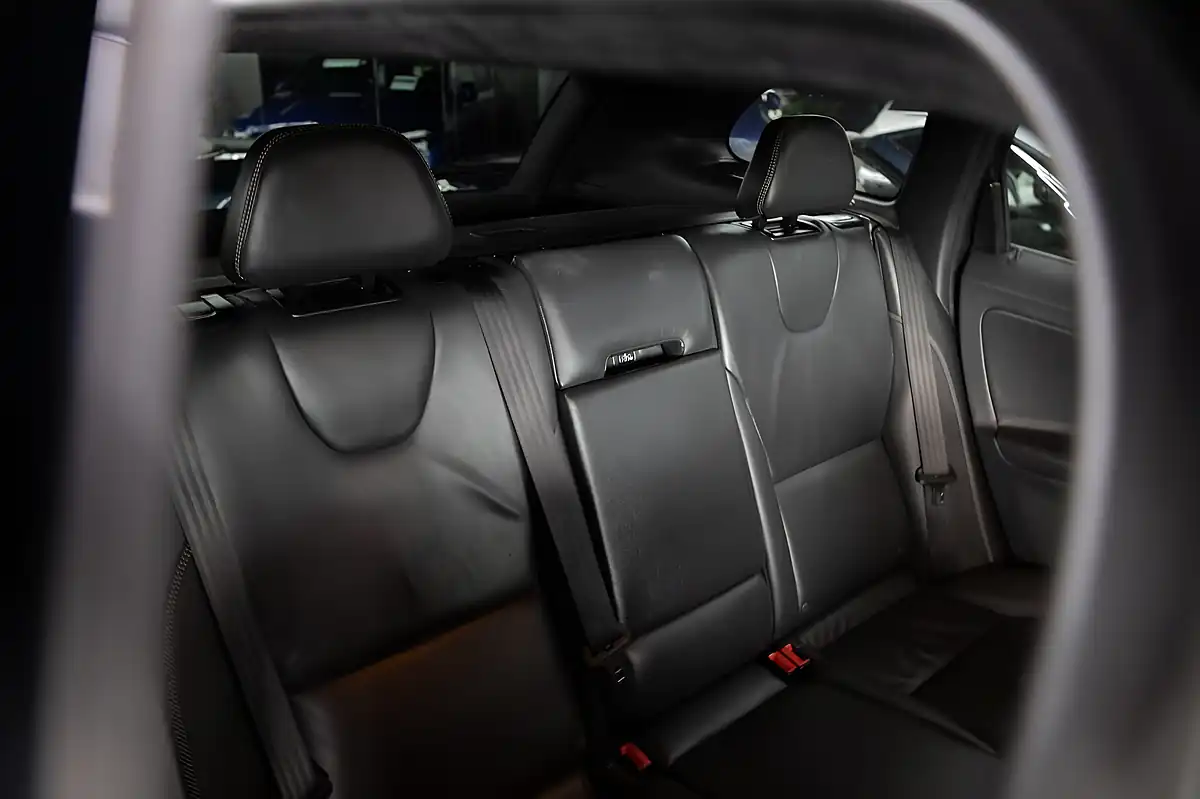Used 2017 Volvo XC60 R-Design Lux Nav Grey - Interior and Exterior details 19