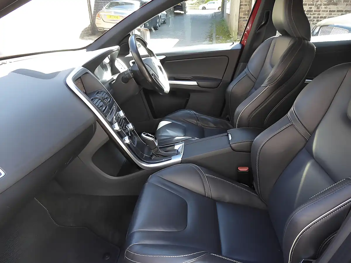 Used 2017 Volvo XC60 R-Design Lux Nav Red - Interior and Exterior details 11