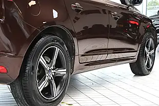 Used 2017 Volvo XC60 R-Design Lux Nav Rich Java (bronze) - Interior and Exterior details 14