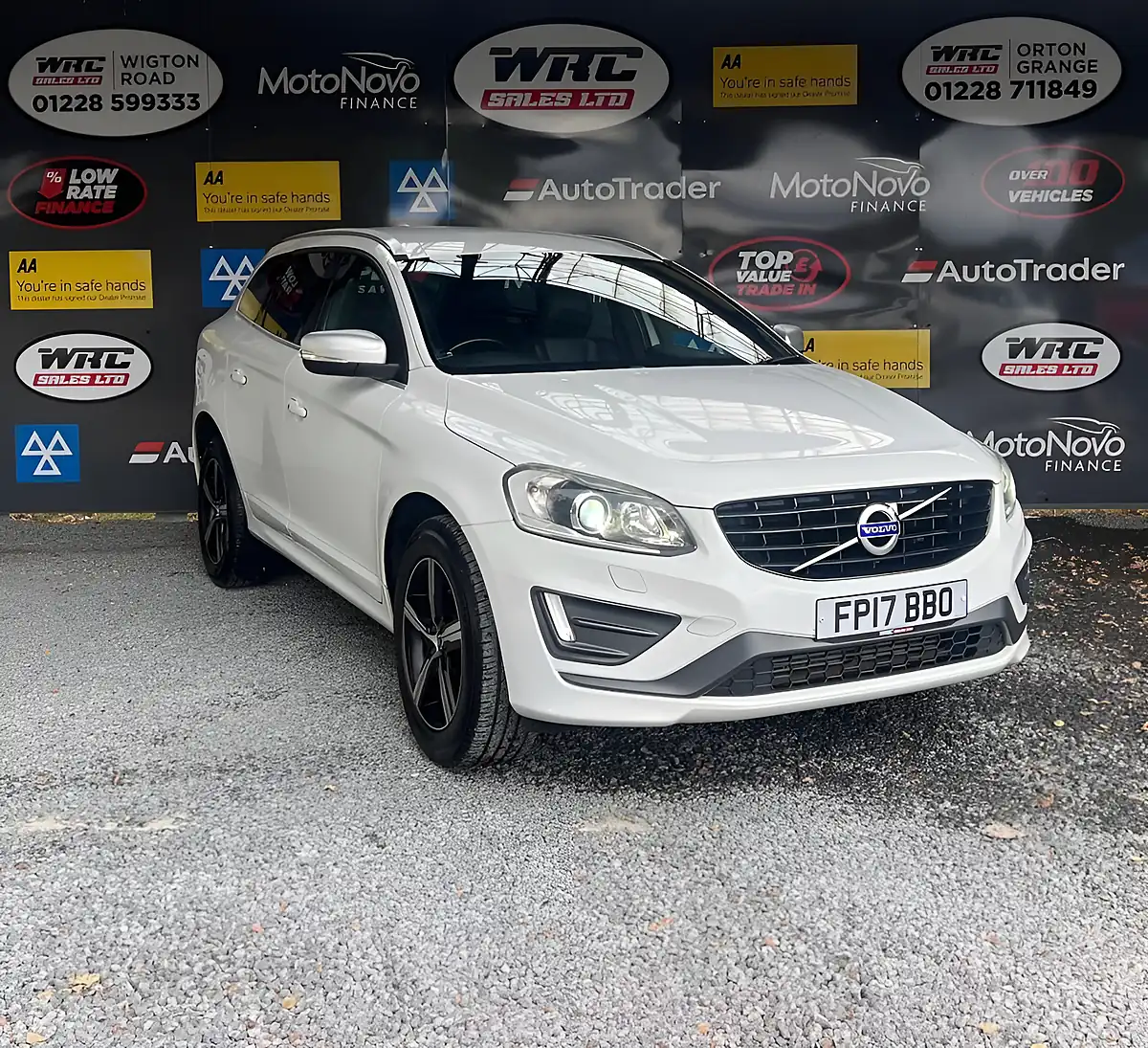 Used 2017 Volvo XC60 R-Design Lux Nav White - Interior and Exterior details 4
