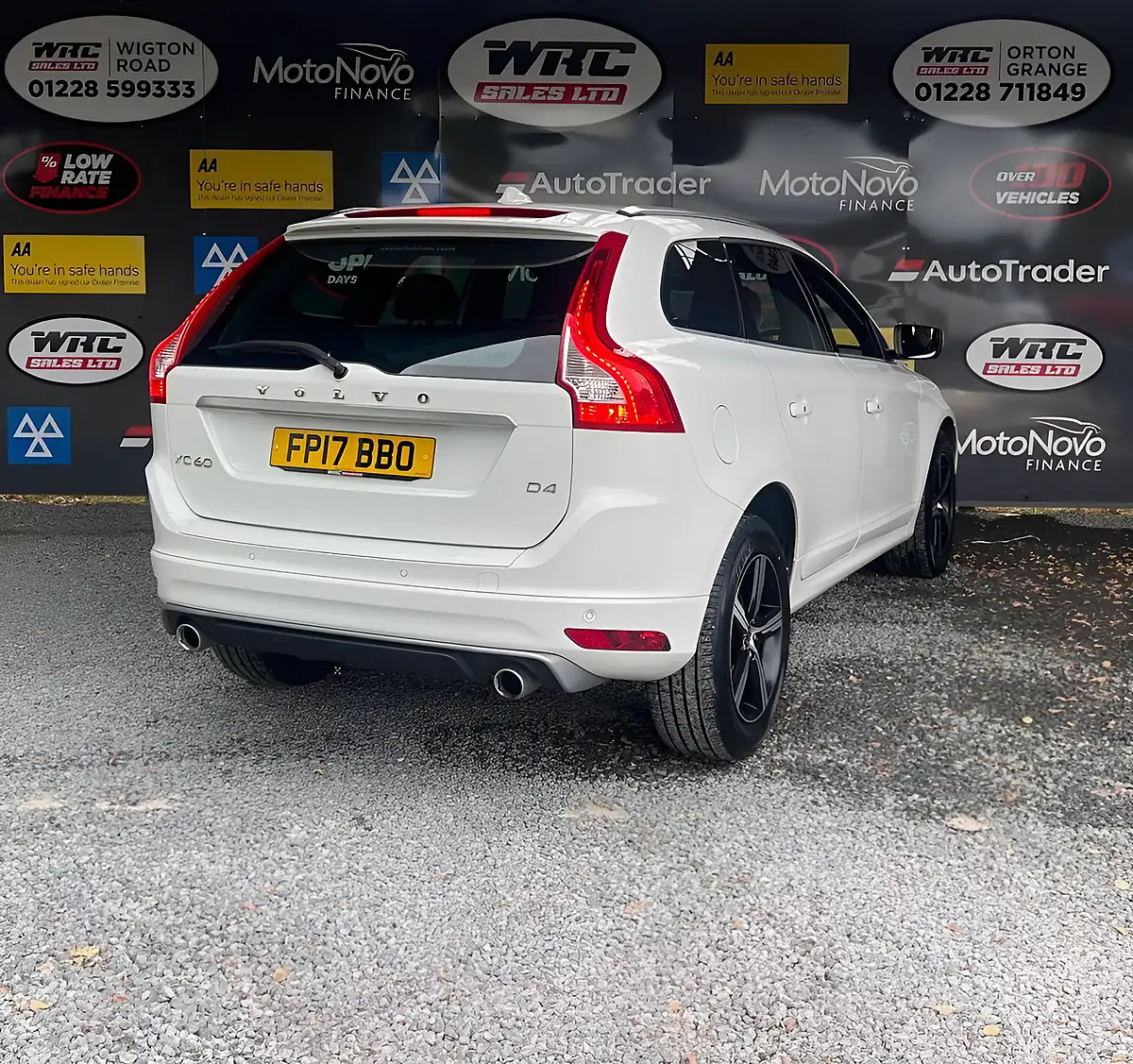 Used 2017 Volvo XC60 R-Design Lux Nav White - Interior and Exterior details 6