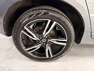 Used 2017 Volvo XC60 R-Design Lux Osmium Grey - Interior and Exterior details 15