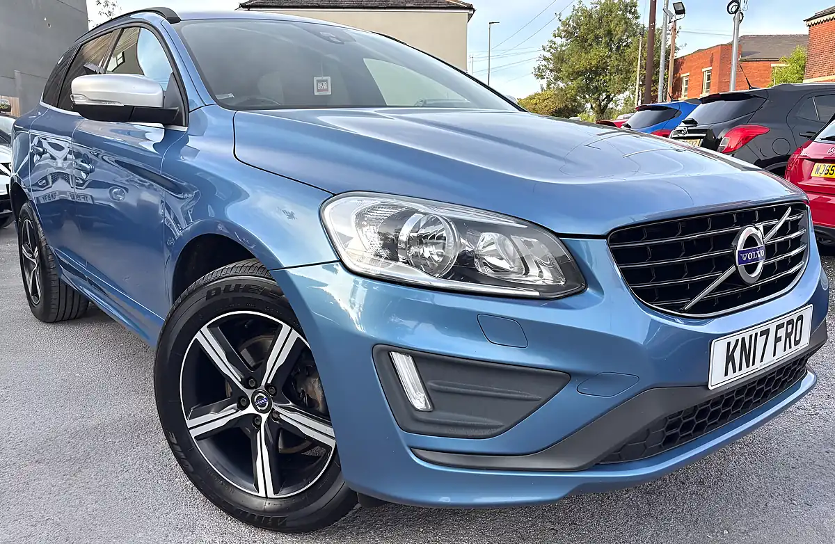 Used 2017 Volvo XC60 R-Design Nav Blue - Interior and Exterior details 2