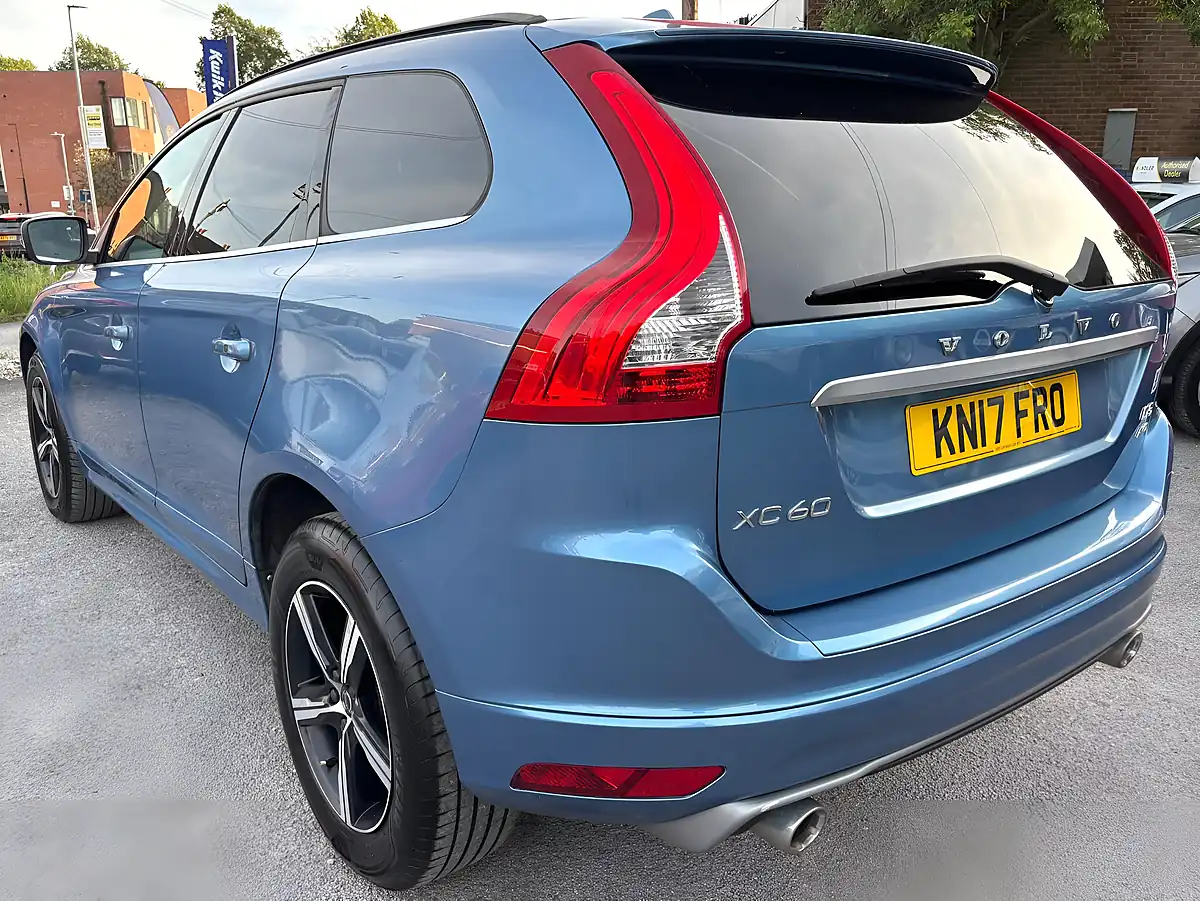 Used 2017 Volvo XC60 R-Design Nav Blue - Interior and Exterior details 6