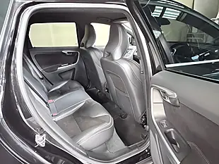 Used 2017 Volvo XC60 R-Design Nav Onyx Black - Interior and Exterior details 16