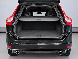 Used 2017 Volvo XC60 R-Design Nav Onyx Black - Interior and Exterior details 17