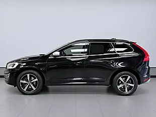 Used 2017 Volvo XC60 R-Design Nav Onyx Black - Interior and Exterior details 4