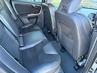 Used 2017 Volvo XC60 R-Design Nav Osmium Grey - Interior and Exterior details 19