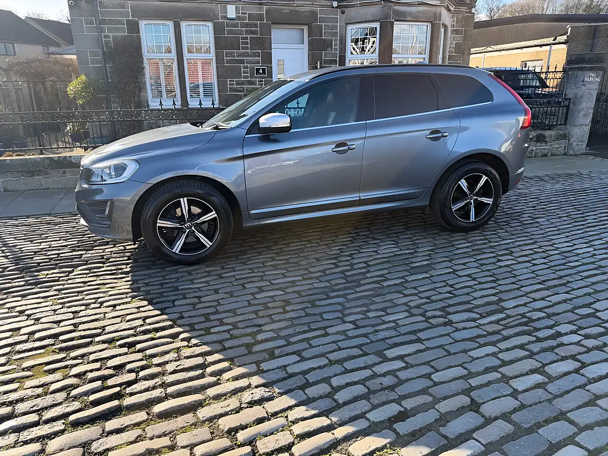 Used 2017 Volvo XC60 R-Design Nav Osmium Grey - Interior and Exterior details 3