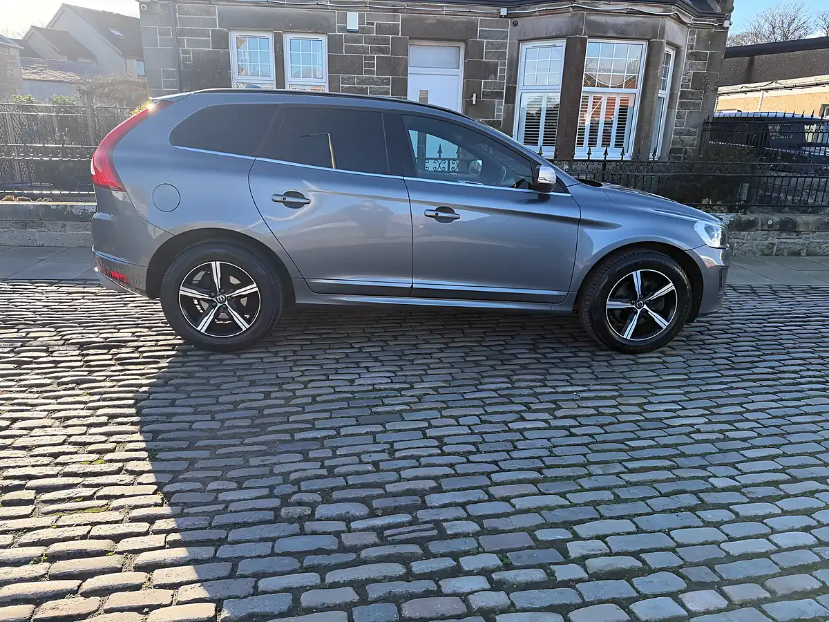 Used 2017 Volvo XC60 R-Design Nav Osmium Grey - Interior and Exterior details 7