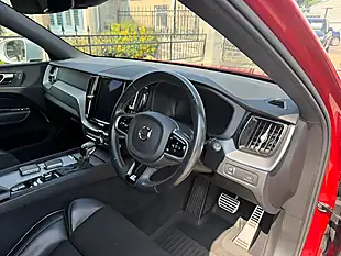 Used 2017 Volvo XC60 R-Design Red - Interior and Exterior details 18