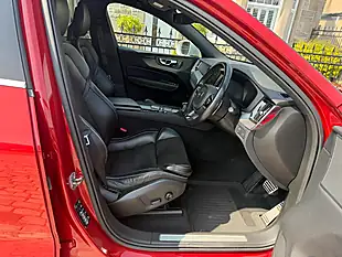 Used 2017 Volvo XC60 R-Design Red - Interior and Exterior details 2