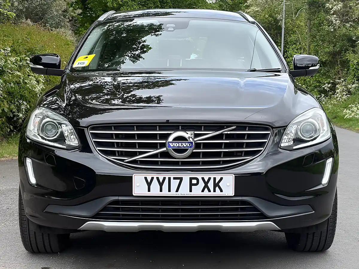 Used 2017 Volvo XC60 Se Lux Nav Black - Interior and Exterior details 2