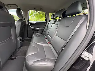 Used 2017 Volvo XC60 Se Lux Nav Black - Interior and Exterior details 20