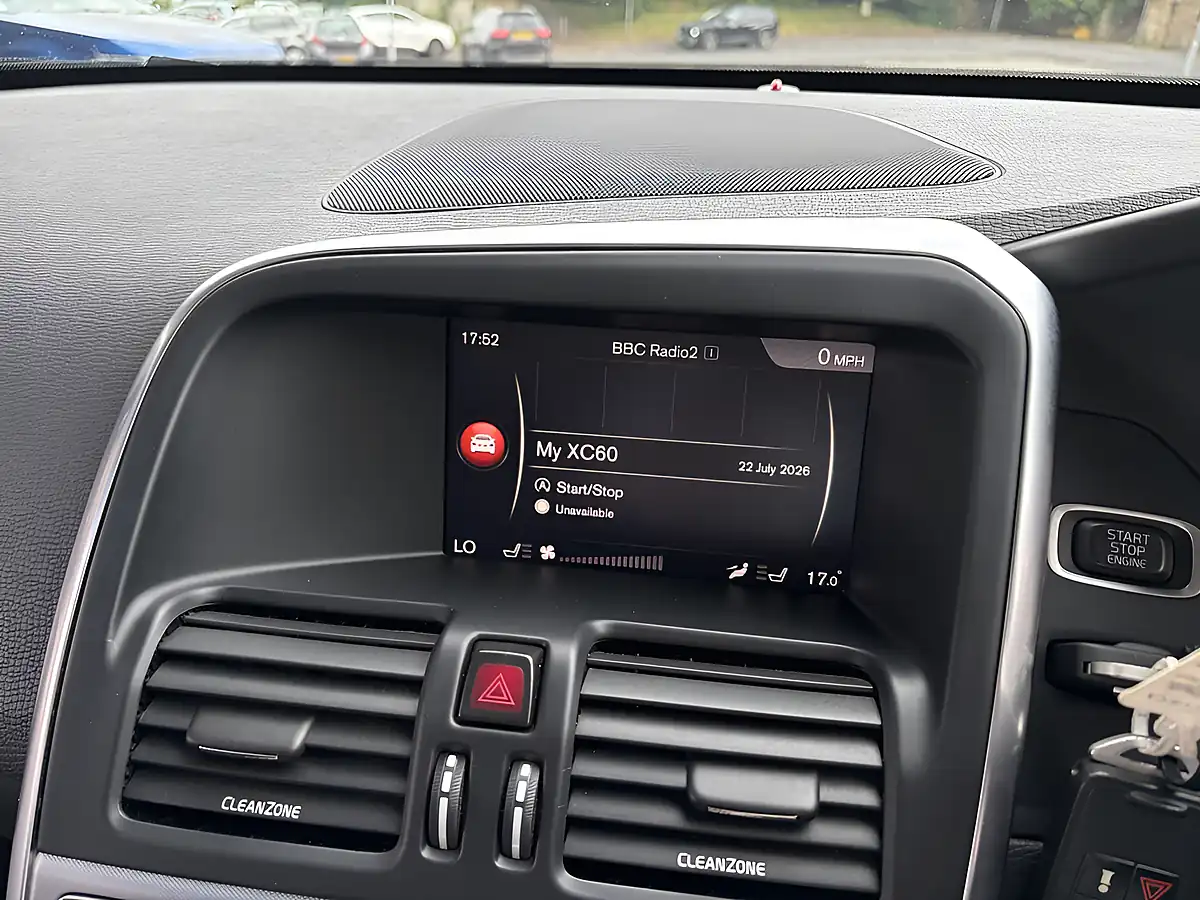 Used 2017 Volvo XC60 Se Lux Nav Blue - Interior and Exterior details 18