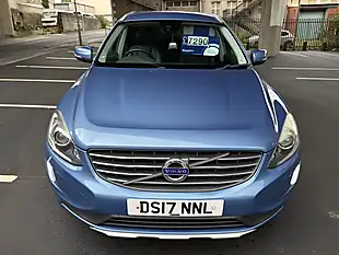 Used 2017 Volvo XC60 Se Lux Nav Blue - Interior and Exterior details 3