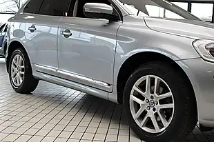 Used 2017 Volvo XC60 Se Lux Nav Electric Silver - Interior and Exterior details 11