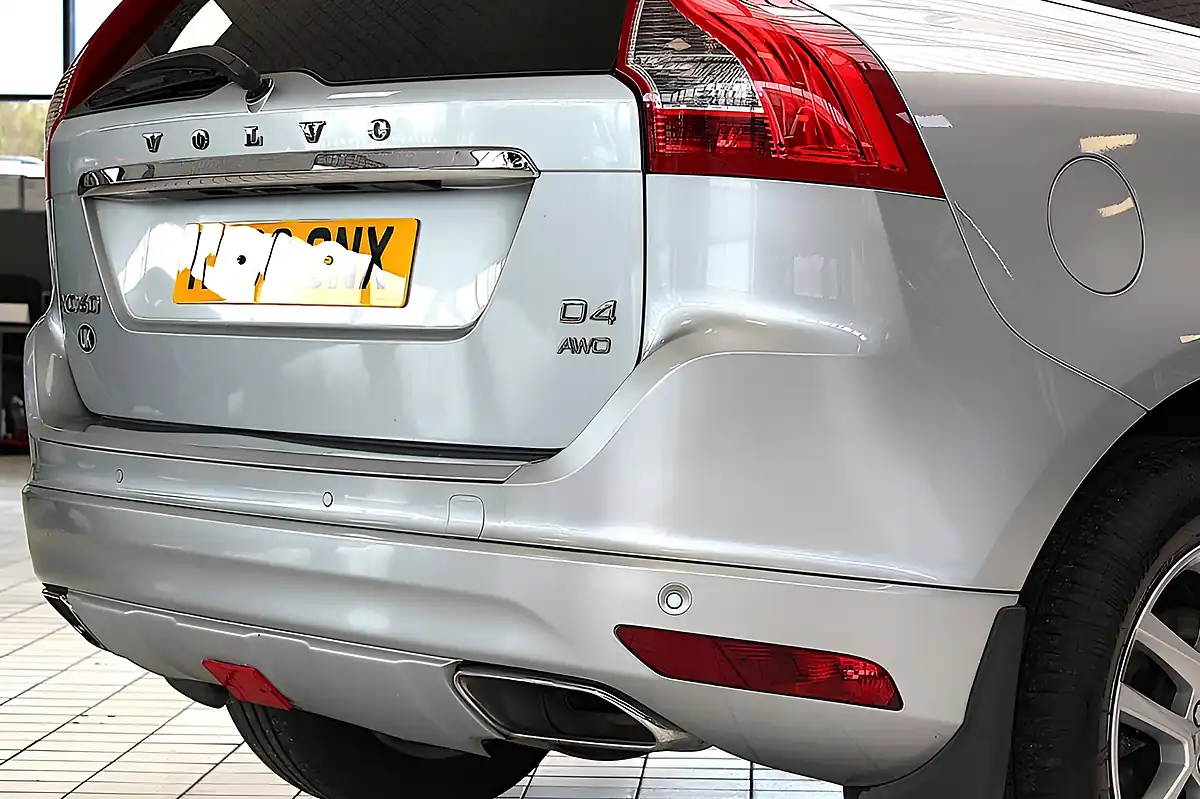 Used 2017 Volvo XC60 Se Lux Nav Electric Silver - Interior and Exterior details 14