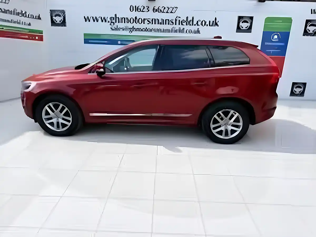 Used 2017 Volvo XC60 Se Lux Nav Flamenco Red - Interior and Exterior details 17