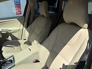 Used 2017 Volvo XC60 Se Lux Nav Flamenco Red - Interior and Exterior details 19