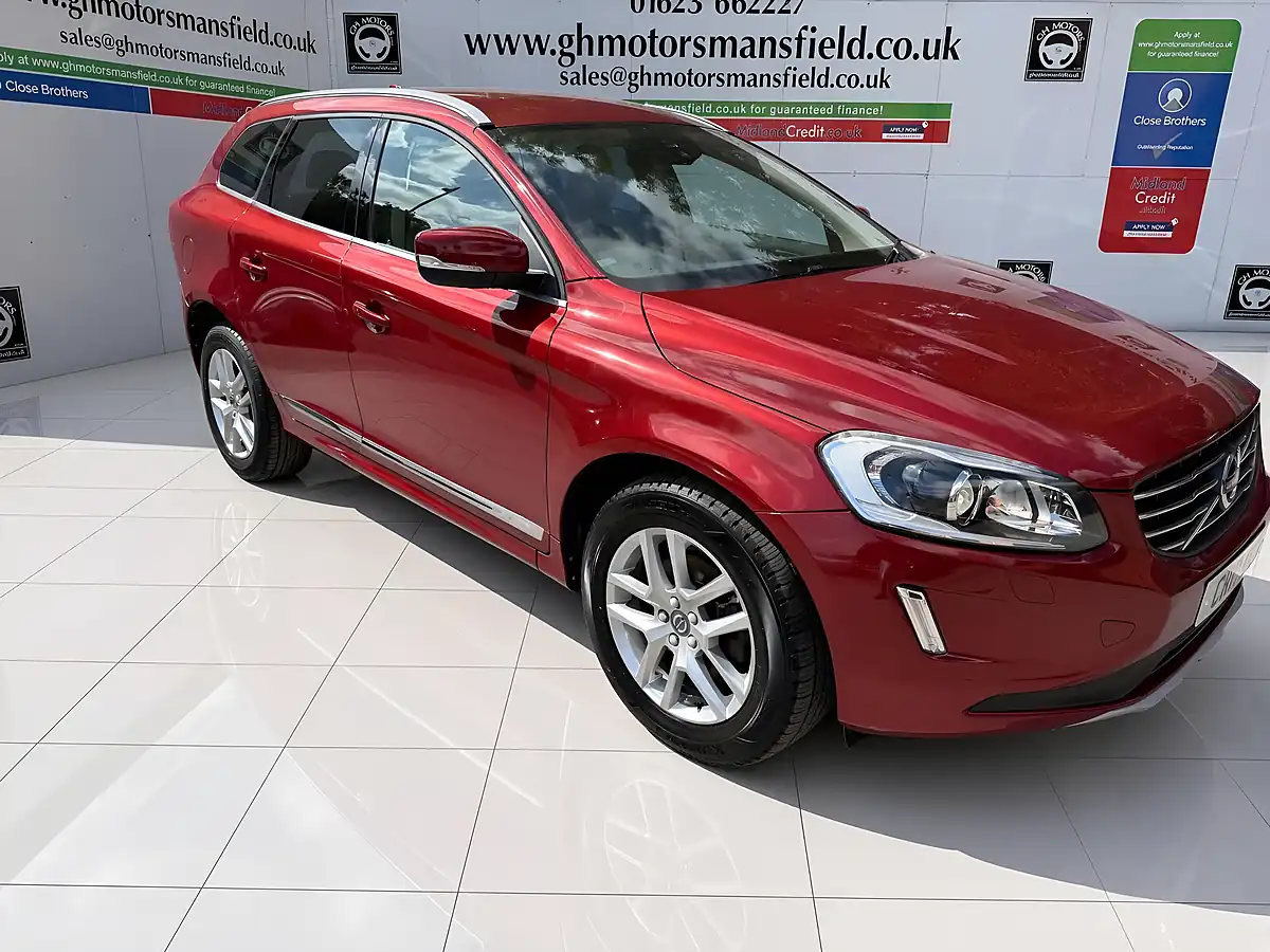 Used 2017 Volvo XC60 Se Lux Nav Flamenco Red - Interior and Exterior details 5