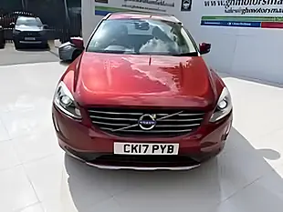 Used 2017 Volvo XC60 Se Lux Nav Flamenco Red - Interior and Exterior details 7