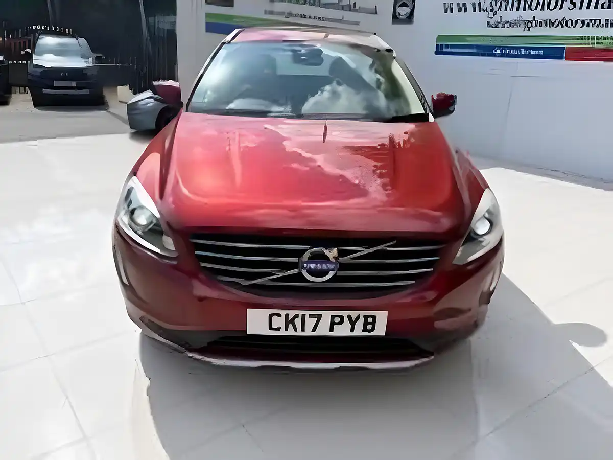 Used 2017 Volvo XC60 Se Lux Nav Flamenco Red - Interior and Exterior details 7