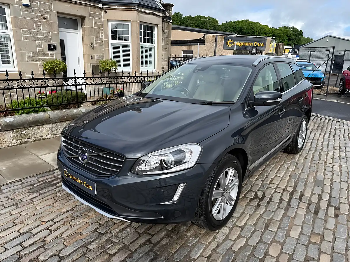 Used 2017 Volvo XC60 Se Lux Nav Savile Grey - Interior and Exterior details 17