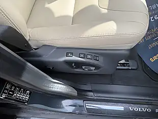 Used 2017 Volvo XC60 Se Lux Nav Savile Grey - Interior and Exterior details 9