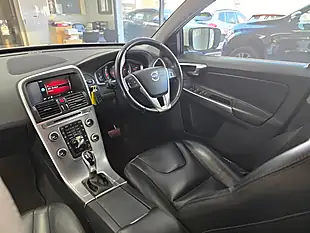 Used 2017 Volvo XC60 Se Lux Nav White - Interior and Exterior details 13