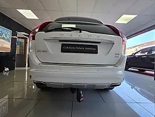 Used 2017 Volvo XC60 Se Lux Nav White - Interior and Exterior details 17