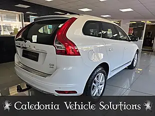 Used 2017 Volvo XC60 Se Lux Nav White - Interior and Exterior details 4