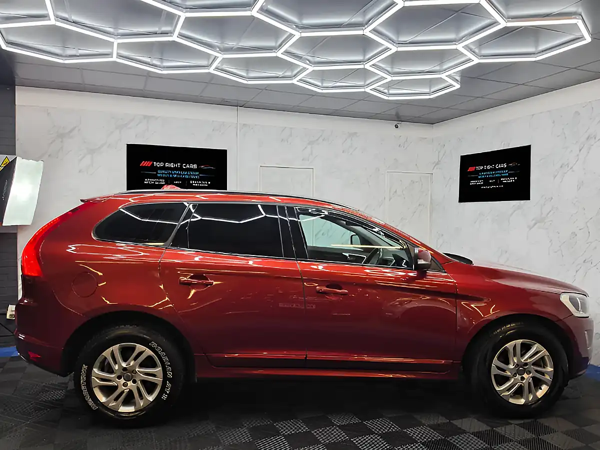 Used 2017 Volvo XC60 Se Nav Flamenco Red - Interior and Exterior details 9