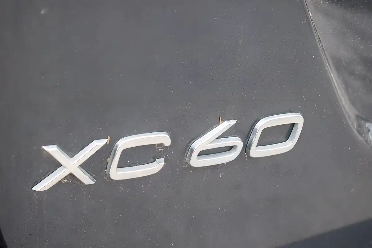 Used 2017 Volvo XC60 Se Nav Grey - Interior and Exterior details 10