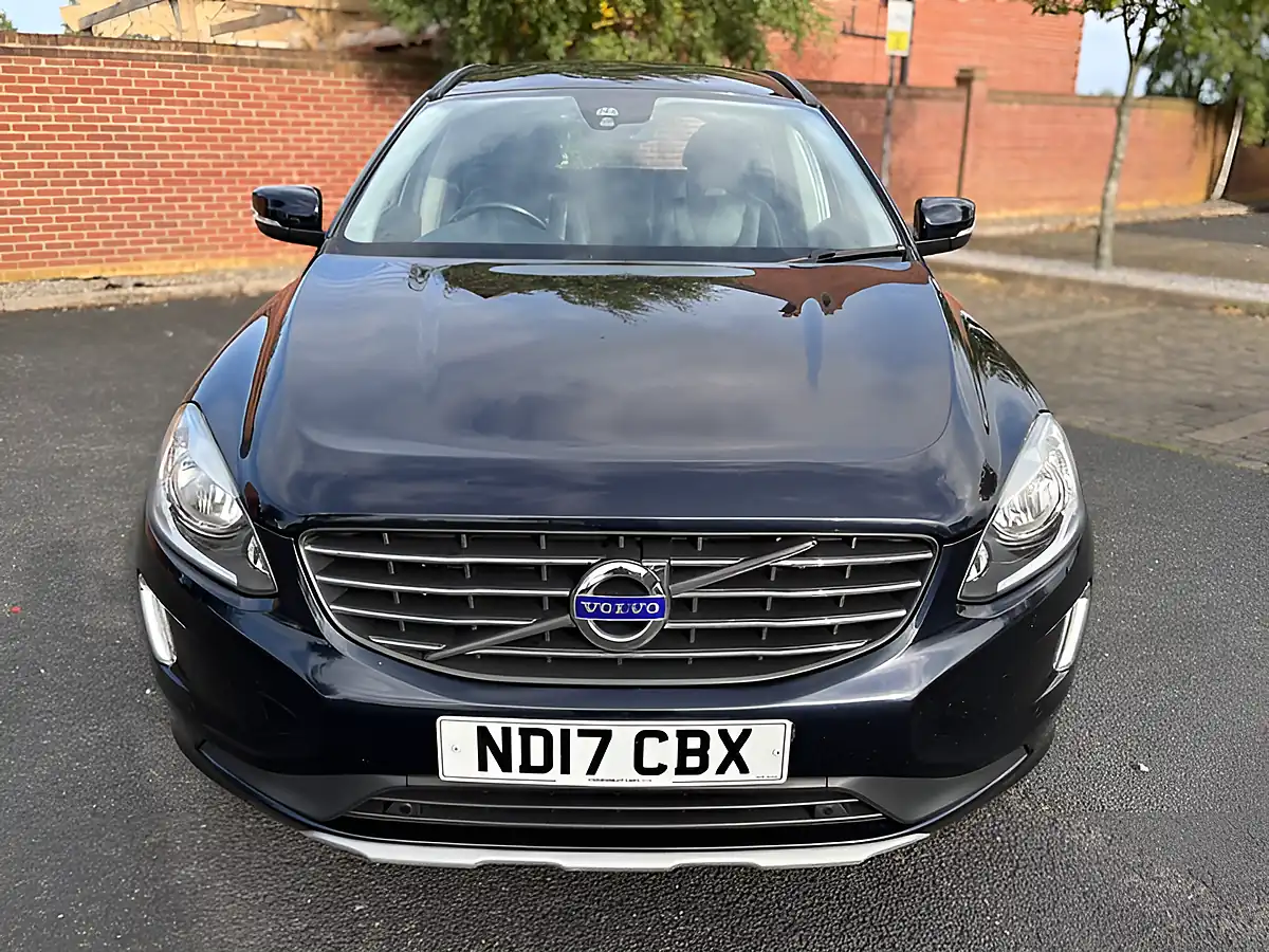 Used 2017 Volvo XC60 Se Nav Mediterranean Blue - Interior and Exterior details 4