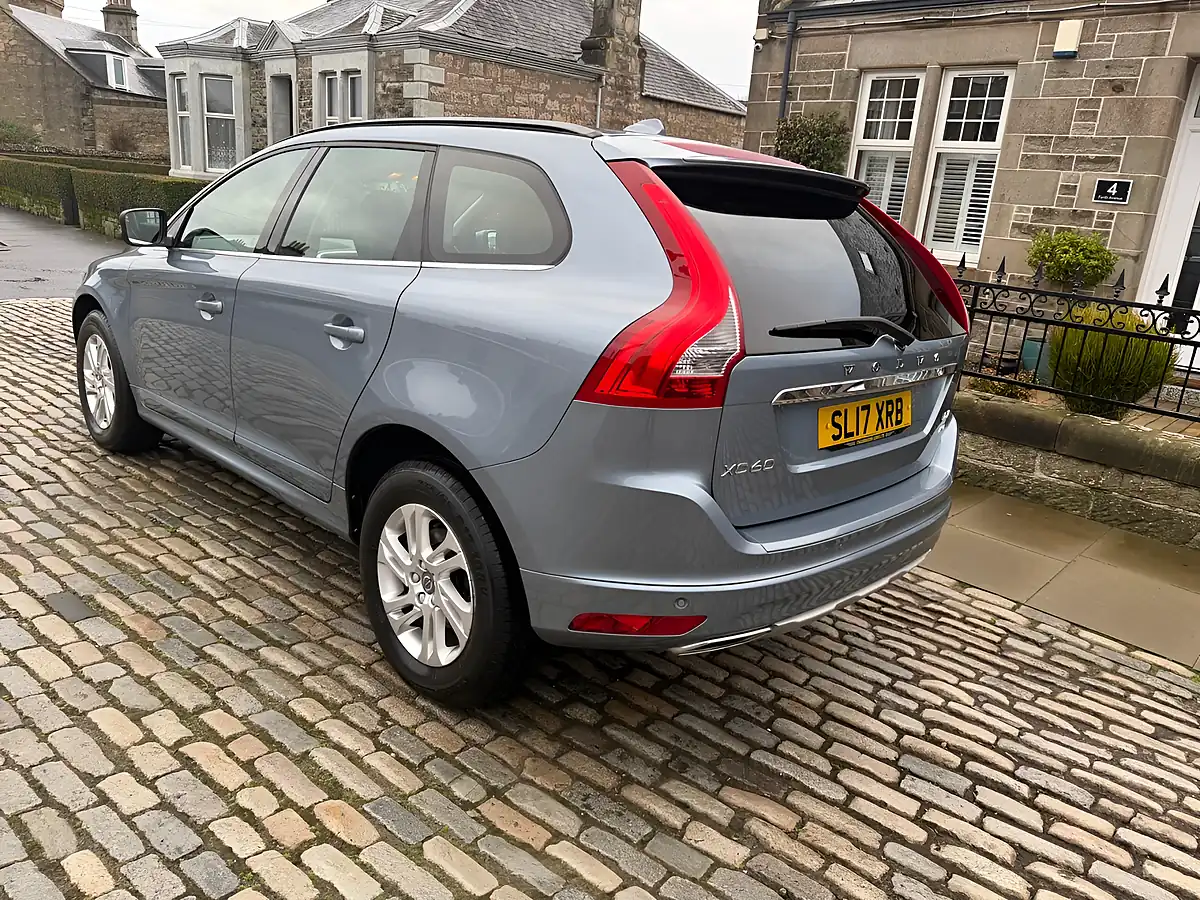 Used 2017 Volvo XC60 Se Nav Mussel Blue - Interior and Exterior details 13