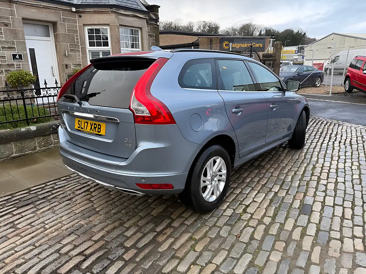Used 2017 Volvo XC60 Se Nav Mussel Blue - Interior and Exterior details 17