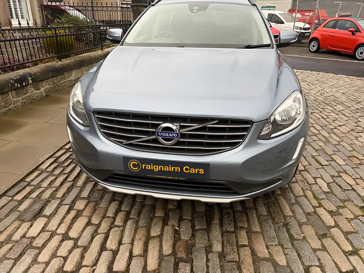 Used 2017 Volvo XC60 Se Nav Mussel Blue - Interior and Exterior details 8