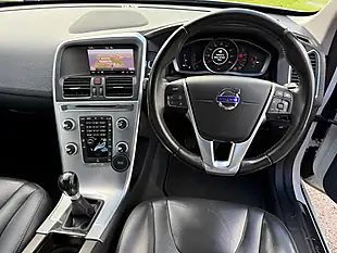 Used 2017 Volvo XC60 Se Nav White - Interior and Exterior details 10