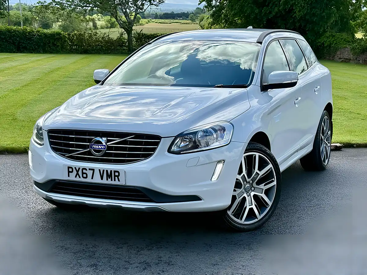 Used 2017 Volvo XC60 Se Nav White - Interior and Exterior details 2