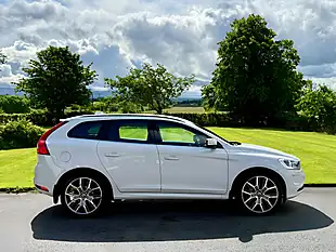 Used 2017 Volvo XC60 Se Nav White - Interior and Exterior details 4