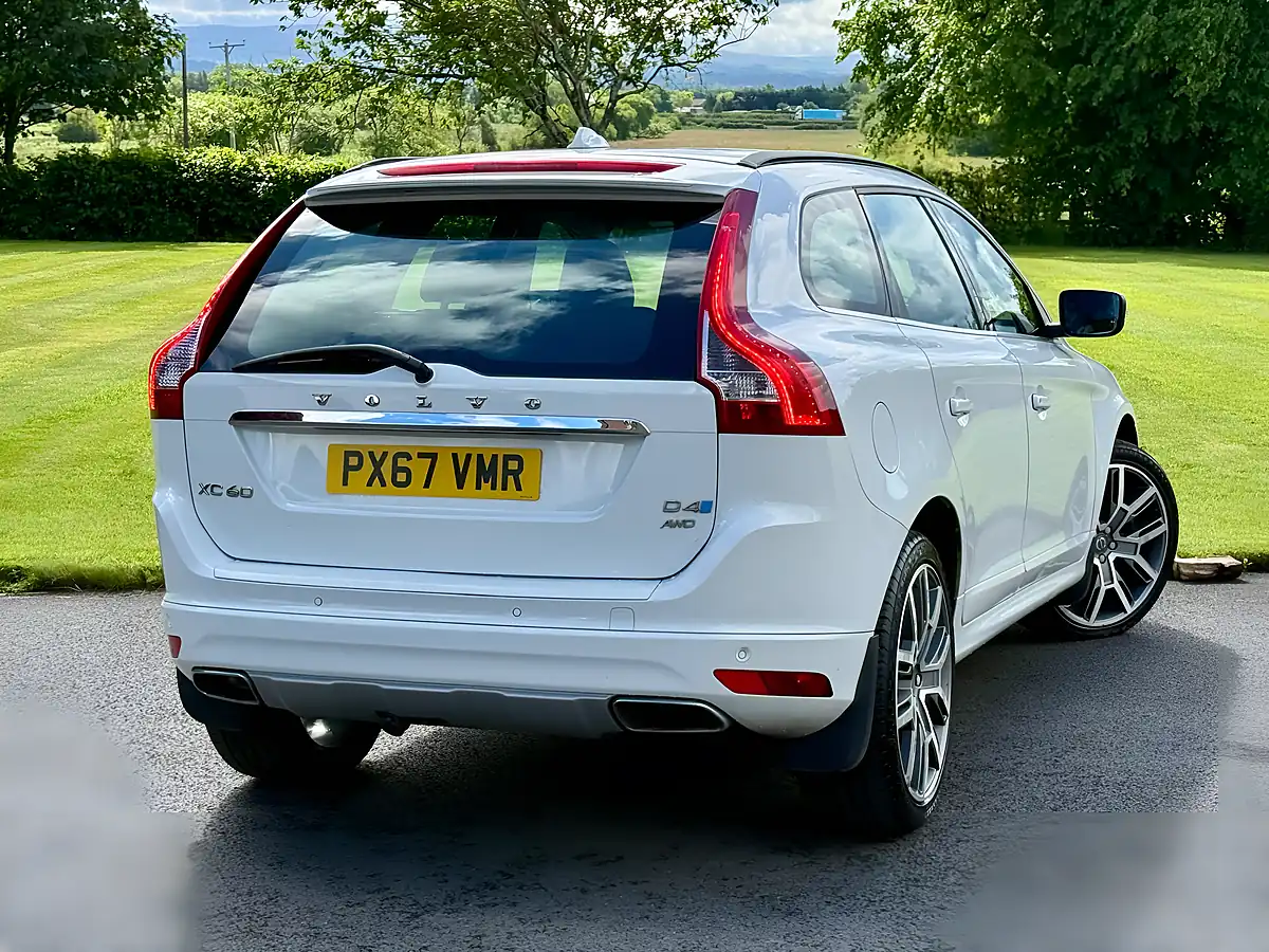 Used 2017 Volvo XC60 Se Nav White - Interior and Exterior details 7