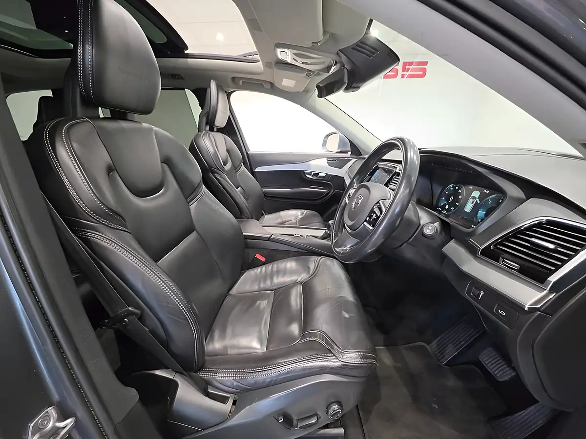 Used 2017 Volvo XC90 Inscription Osmium Grey - Interior and Exterior details 10
