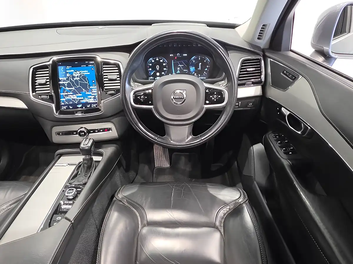 Used 2017 Volvo XC90 Inscription Osmium Grey - Interior and Exterior details 18