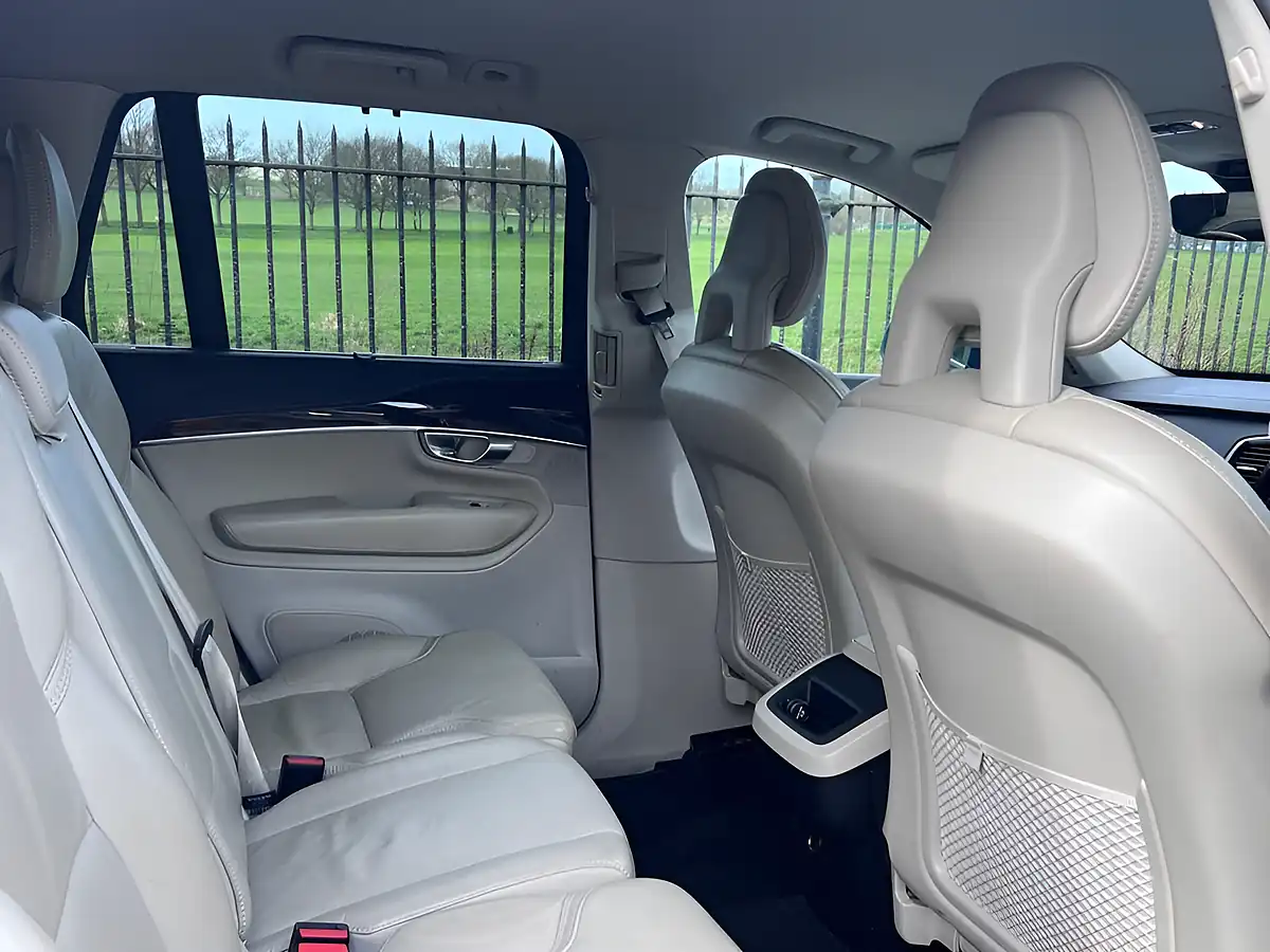 Used 2017 Volvo XC90 Inscription Pro Denim Blue - Interior and Exterior details 12