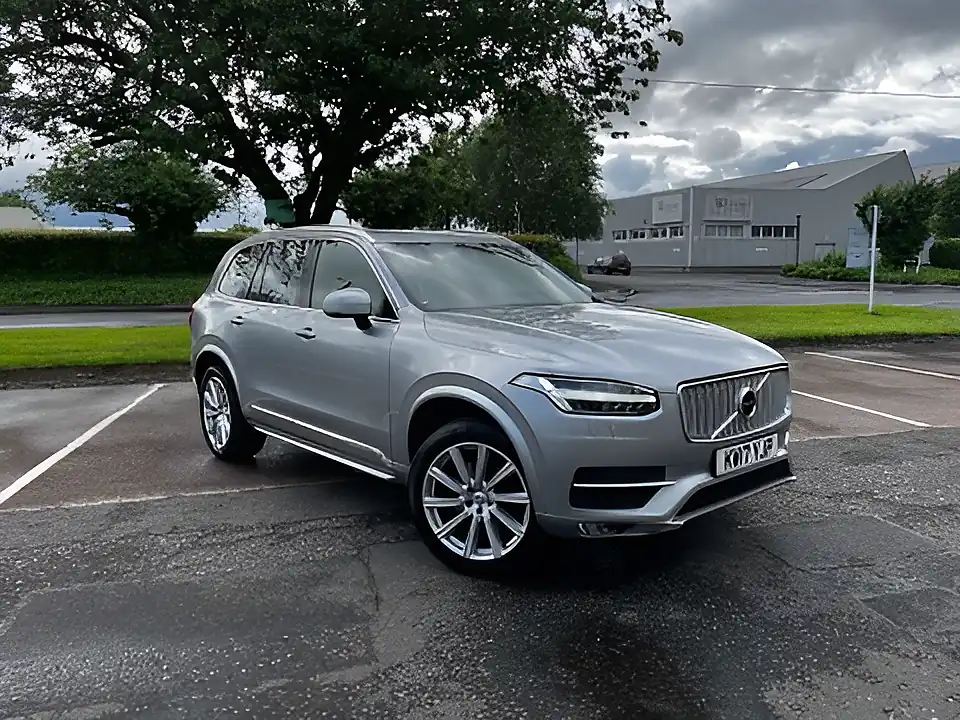 Used 2017 Volvo XC90 Inscription Pro Electric Silver - Interior and Exterior details 16