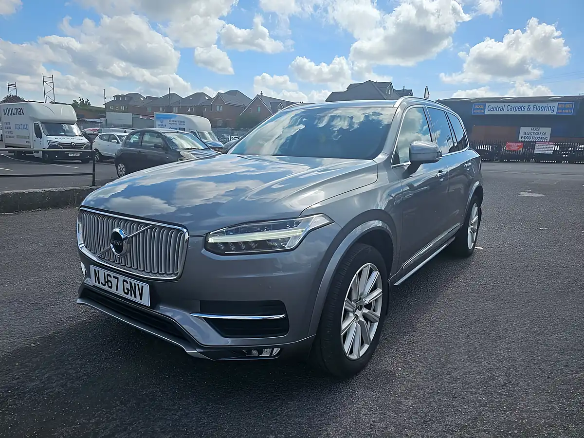 Used 2017 Volvo XC90 Inscription Pro Grey - Interior and Exterior details 13