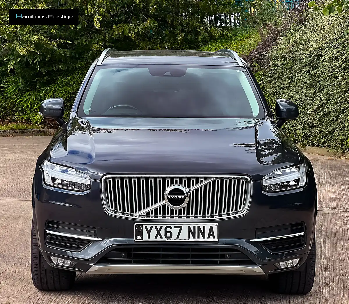 Used 2017 Volvo XC90 Inscription Pro Savile Grey - Interior and Exterior details 6