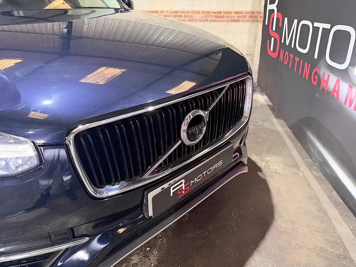 Used 2017 Volvo XC90 Momentum Blue - Interior and Exterior details 19